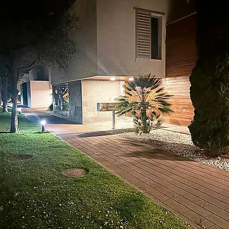 Luxury Duplex With Sea View