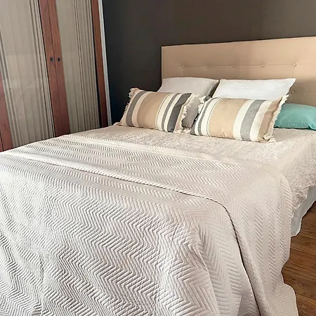 Апартаменты Luxury Duplex With Sea View